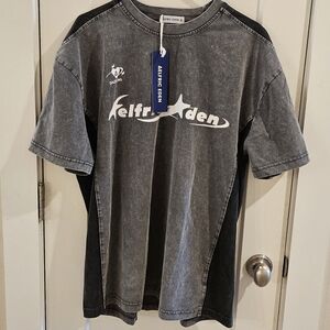 NWT Elfric Eden Dazzling Heart Graphic T-Shirt - Size XL - Measurements P2P 24"